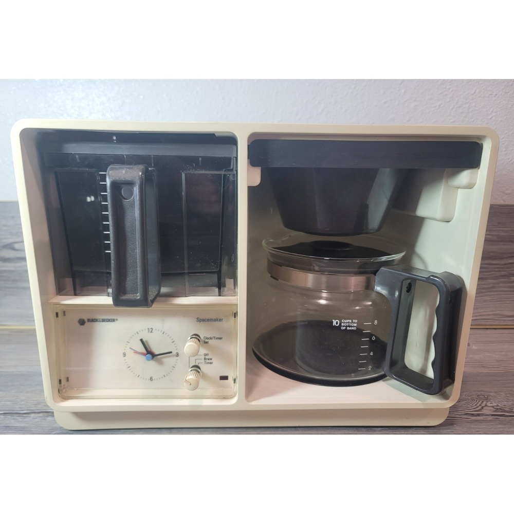 Space Marker coffee Maker Black & Decker works great timer brew clock almond 8cp